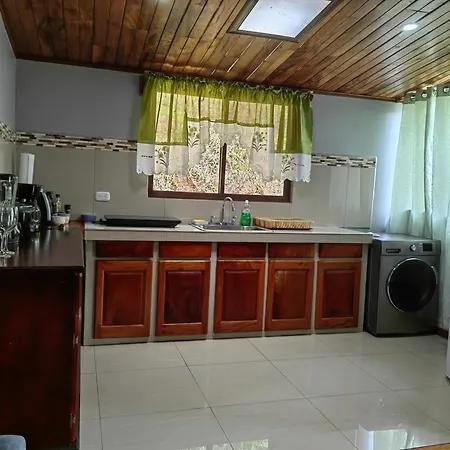 Monteverde House Room photo